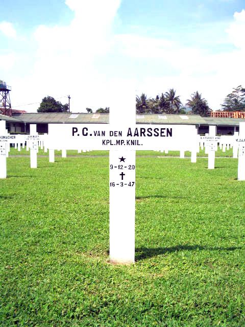 aarsen.v.den.p.c.2005.jpg