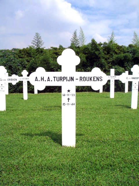 turpijn.roukens.a.h.a.2005.jpg