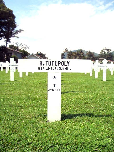 tutupoly.h.2005(1).jpg