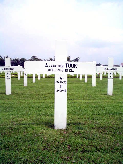 tuuk.v.der.a.2005.jpg