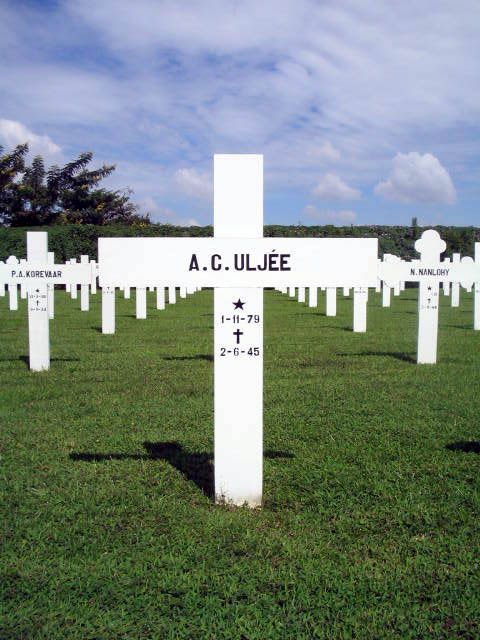uljee.a.c.2005.jpg