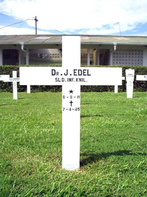 edel.j.2005.jpg