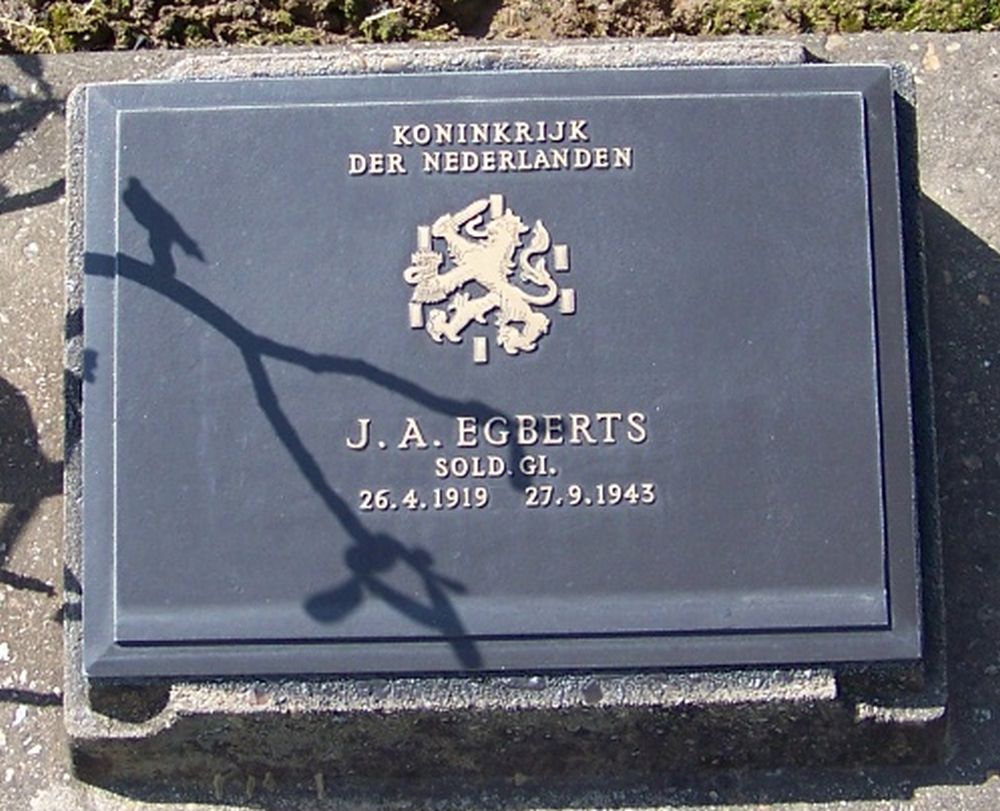 7. F. 56.JPG