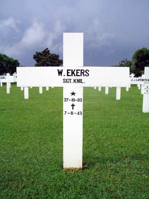 ekers.w.2005.jpg