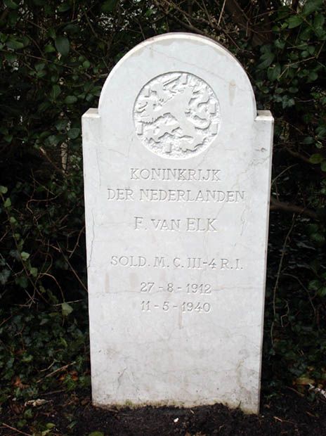 elk.van.f.2005.jpg