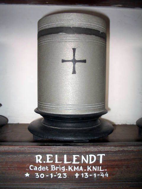ellendt.r.2005.jpg