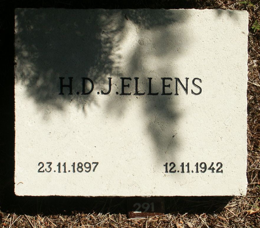 ellens.h.d.j.jpg