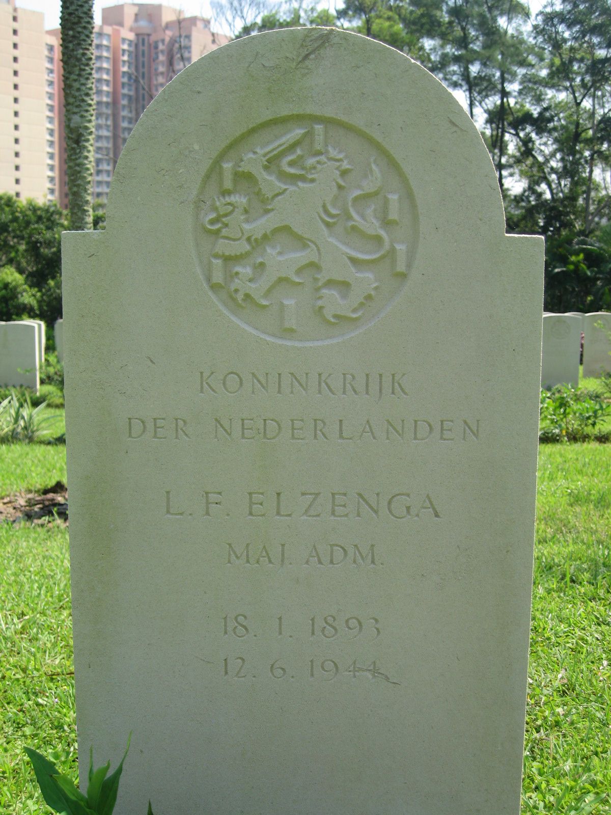 elzenga.l.f.2008.jpg