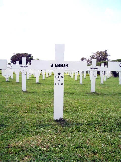 emmah.a.2005.jpg