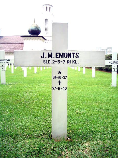 emonts.j.m.2005.jpg