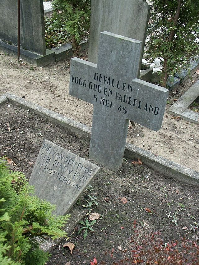 Van den Ende.jpg