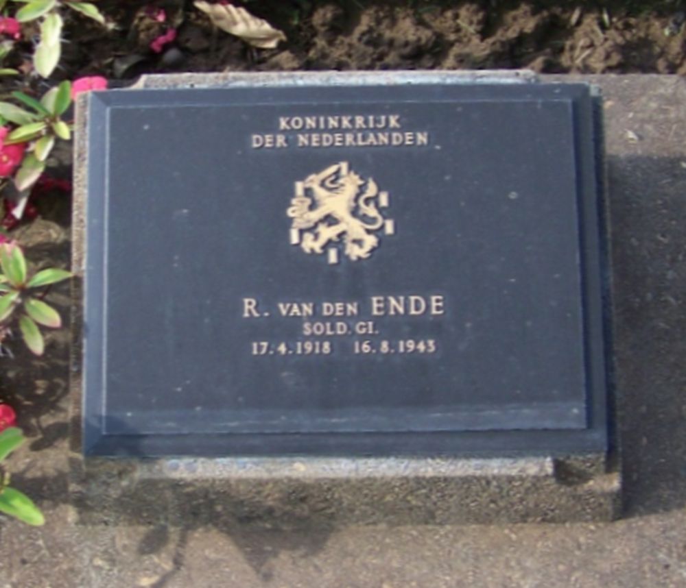 Ende r van den.jpg