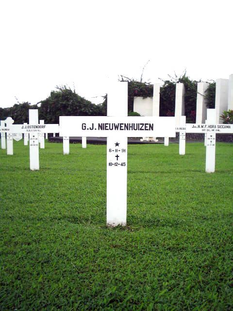 nieuwenhuizen.g.j.2005.jpg
