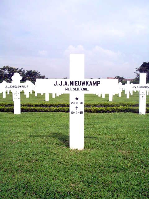 nieuwkamp.j.j.a.2005.jpg