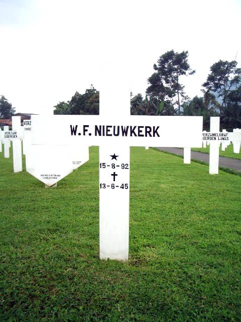 nieuwkerk.w.f.2005.jpg