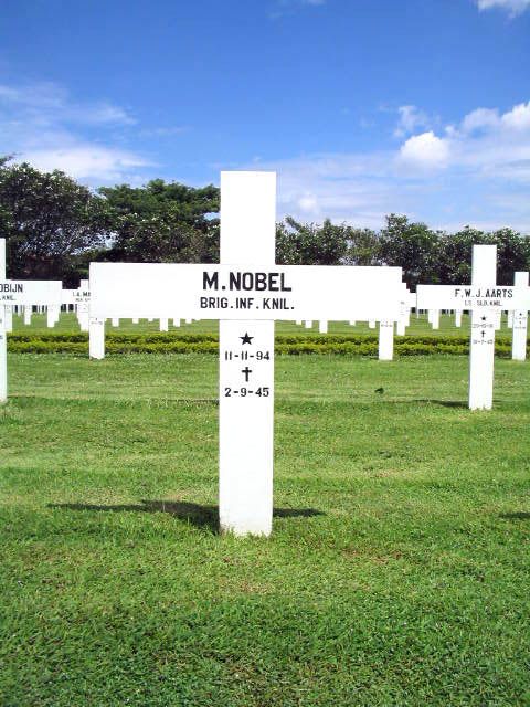 nobel.m.2005.jpg