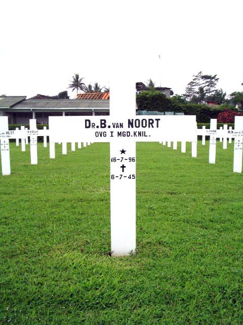 noort.van.b.2005.jpg