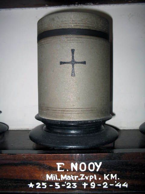 nooy.e.20045.jpg