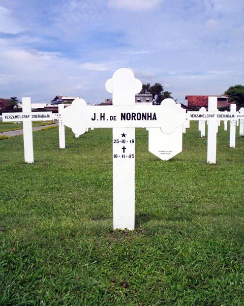 noronha.de.j.h.2005.jpg