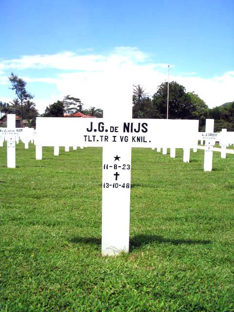 nijs.de.j.g.2005.jpg