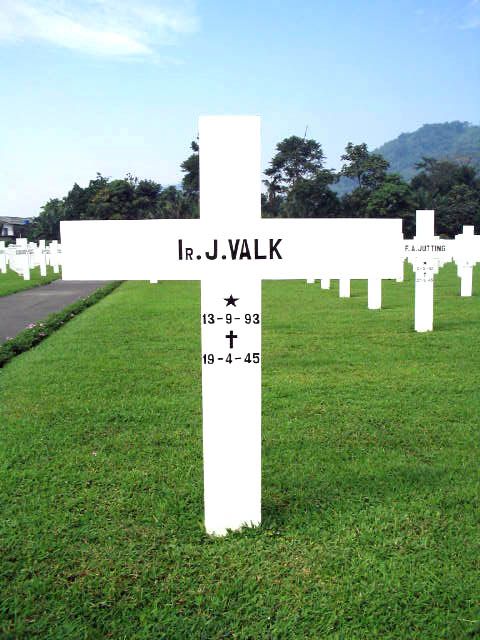 valk.j.2005.jpg