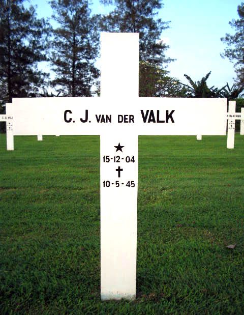 valk v.der c.j.2004.JPG