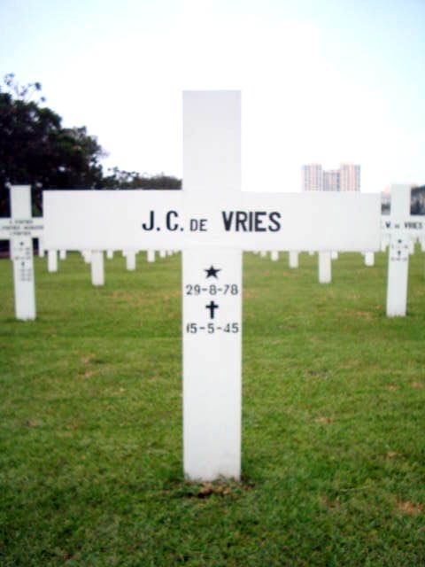 vries.de.j.c.2005.jpg