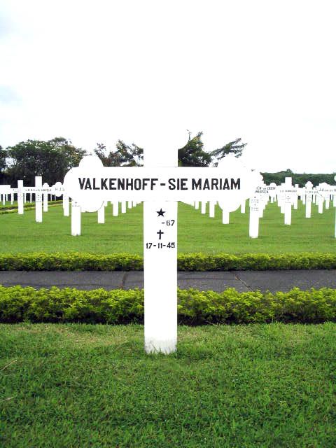valkenhoff.sie mariam.2005.jpg