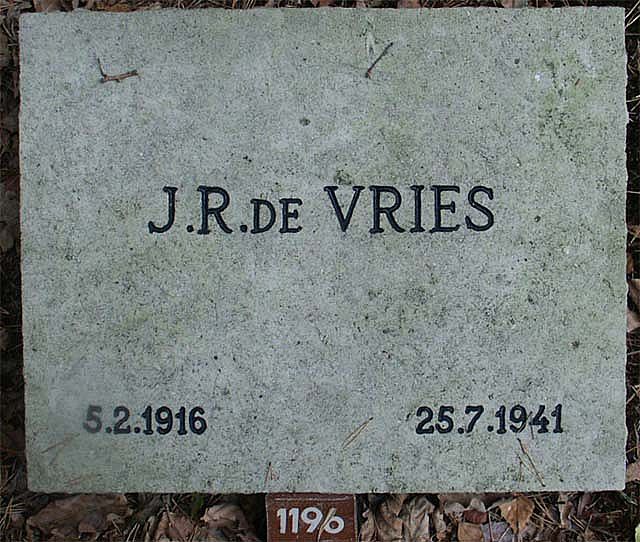 Vries.J.R.de.2005.jpg