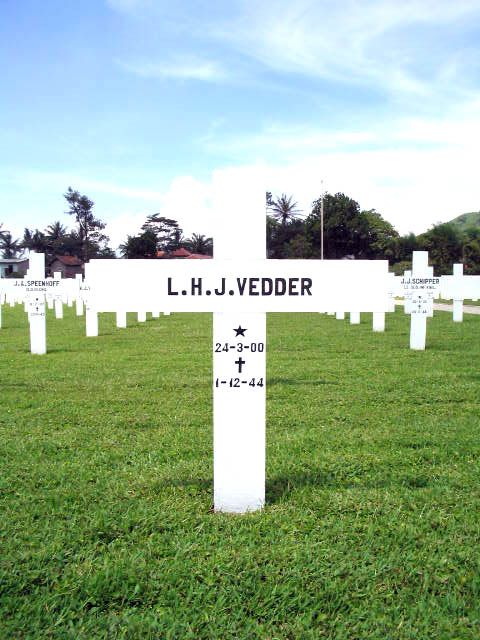 vedder.l.h.j.2005.jpg
