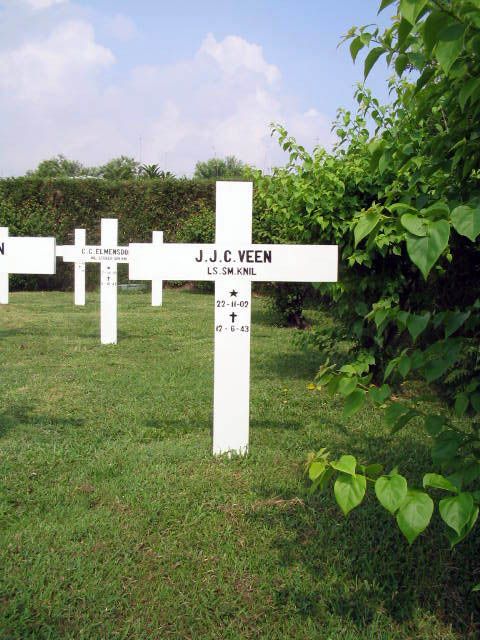 veen.j.j.c.2005.jpg