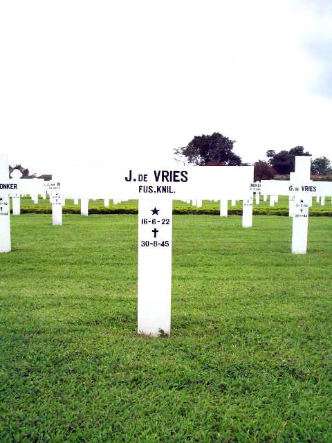 vries.de.j.2005(3).jpg