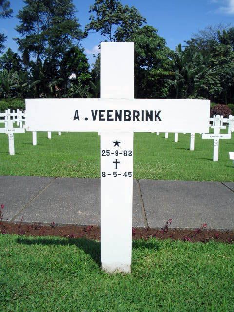 veenbrink.a.2005.jpg