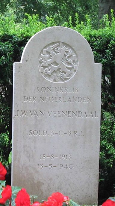 J.W.v.Veenendaal.jpg