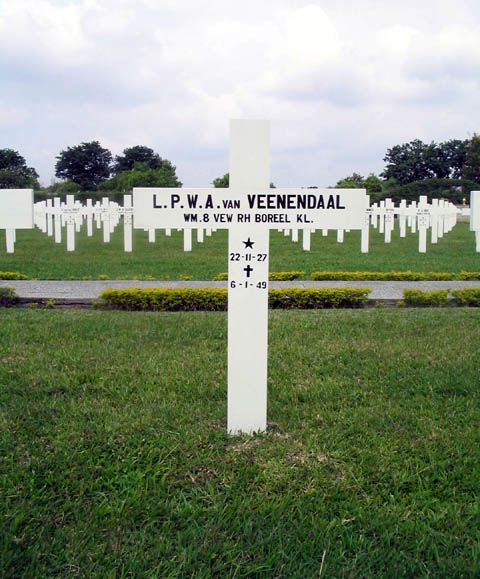 veenendaal.van.l.p.w.a.2005.jpg