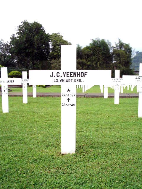 veenhof.j.c.2005.jpg