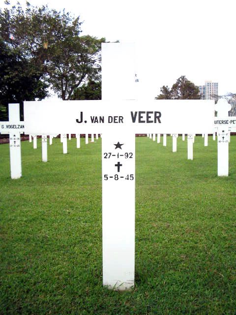 veer.v.der.j.2005(1).jpg