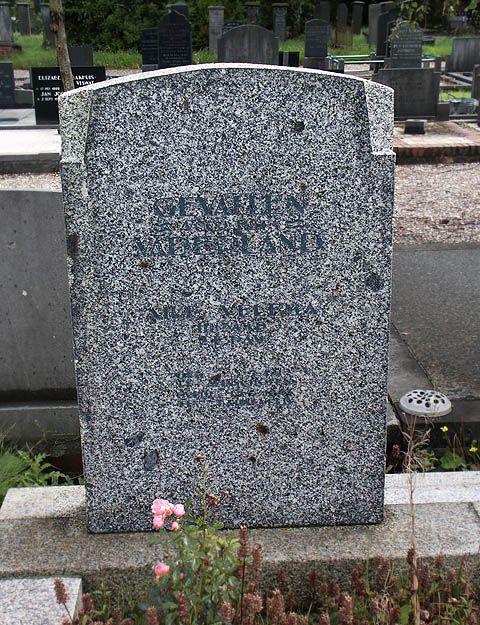 Velema A. 2004.jpg