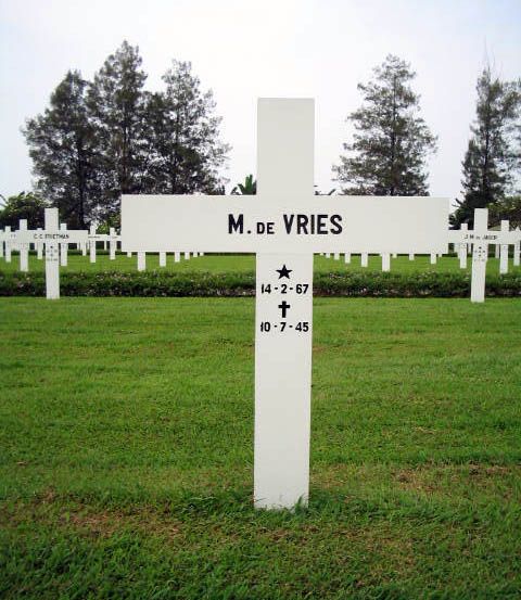vries de m.jpg