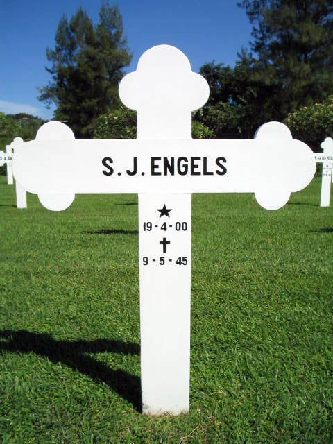 engels.s.j.2004.JPG