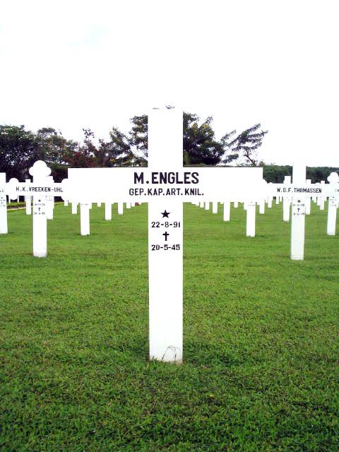 engles.m.2005.jpg