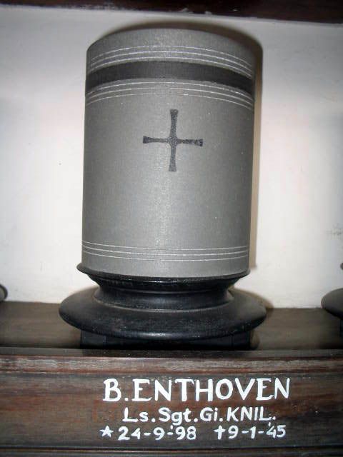 enthoven.b.2005.jpg