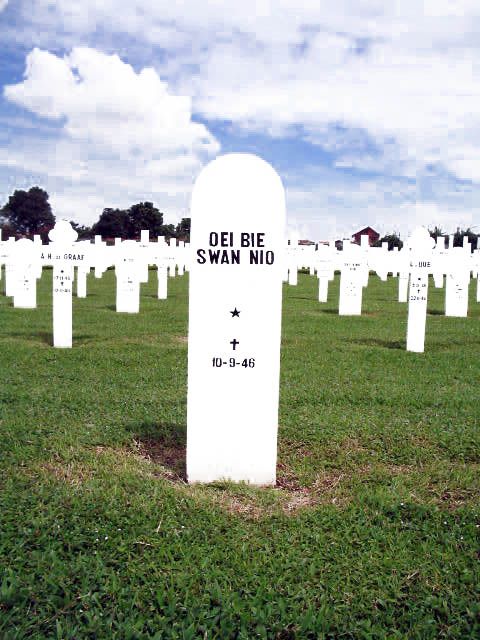 oei bie swan wio.2005.jpg