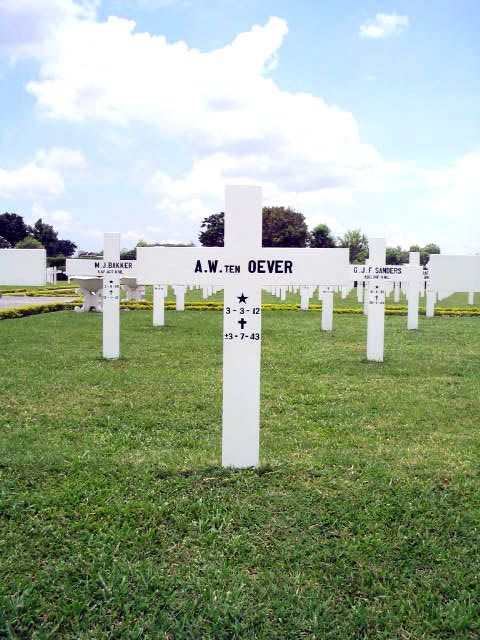 oever.ten.a.w.2005.jpg