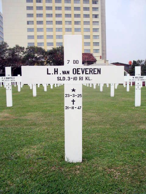 oeveren.van.l.h.2005.jpg