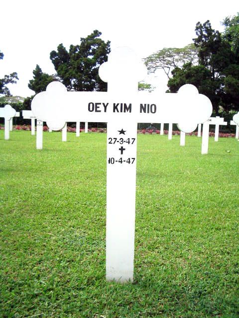 oey kim nio.2005.jpg
