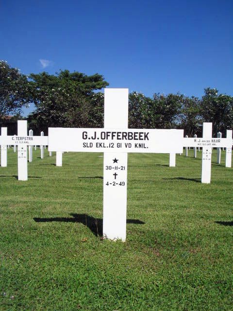 offerbeek.g.j.2005.jpg