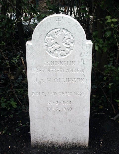 olijhoek.j.a.h.2005.jpg