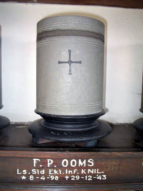 ooms.f.p.2005.jpg