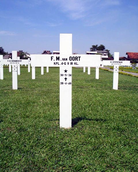 oort.van f.m.2005.jpg